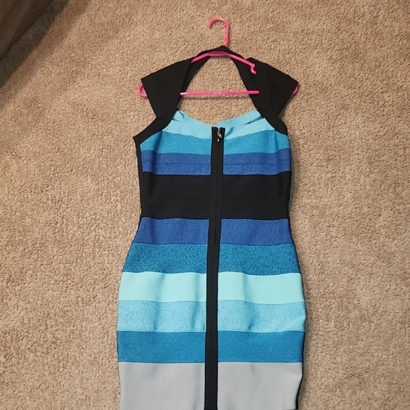 VENUS Blue Asymmetrical Bodycon Dress Cocktail - Picture 5 of 5